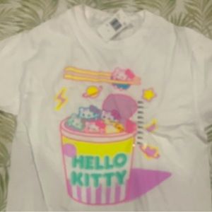 Hello kitty T-shirt